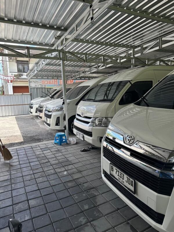 Sewa mobil hiace jogja