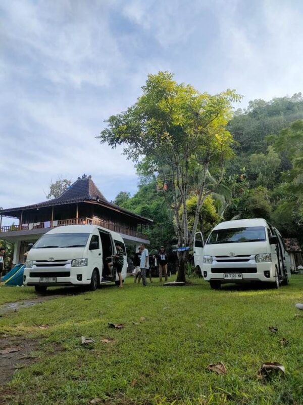 Sewa mobil hiace jogja